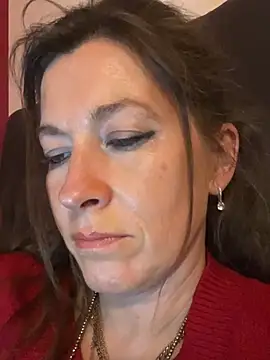 Lwhite1 online show from April 19, 8:55 pm