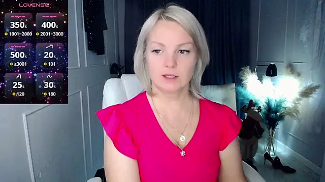 Juarnea online show from December 20, 11:23 pm