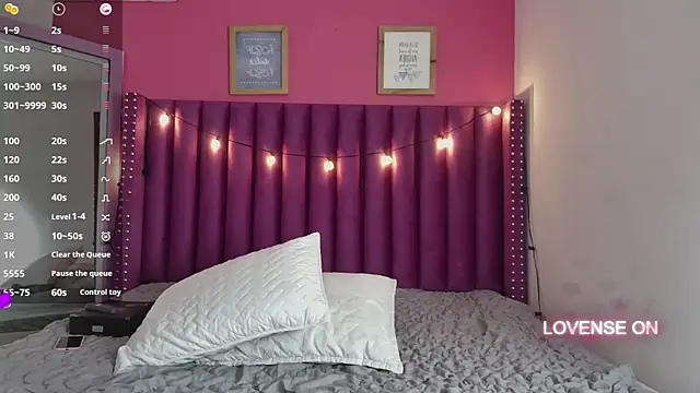 littleebonny online show from March 7, 12:45 pm