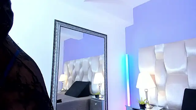 dirtyvictoria online show from October 21, 12:17 pm