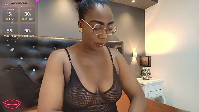 dirtyvictoria online show from February 8, 1:36 pm