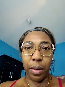 dirtyvictoria online show from April 12, 4:01 pm