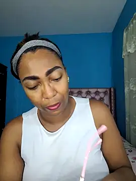 dirtyvictoria online show from April 15, 7:32 pm