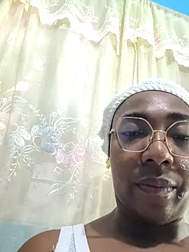 dirtyvictoria online show from April 17, 8:12 pm