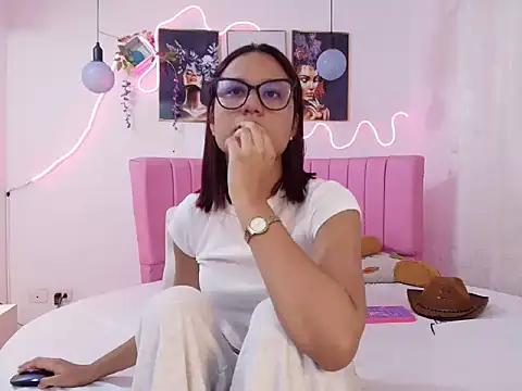 Azul horney online show from April 23, 11:07 pm