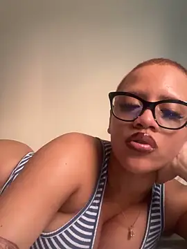 Charlotee  online show from January 5, 12:42 pm