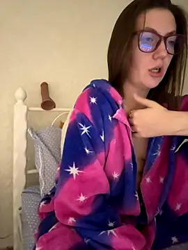 BeatriceTender online show from November 26, 8:32 pm