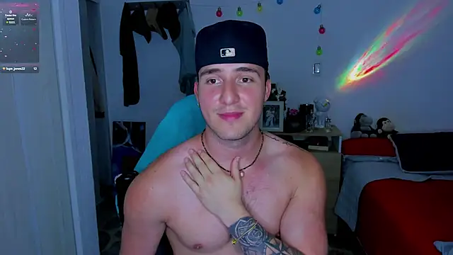 Snapshot of liam_oficial02 chatting on January 12, 6:39 am liam oficial02 online show from January 12, 6:39 am