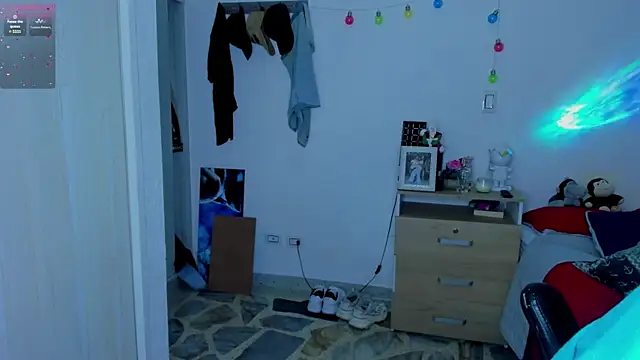 Snapshot of liam_oficial02 chatting on January 22, 3:31 am liam oficial02 online show from January 22, 3:31 am