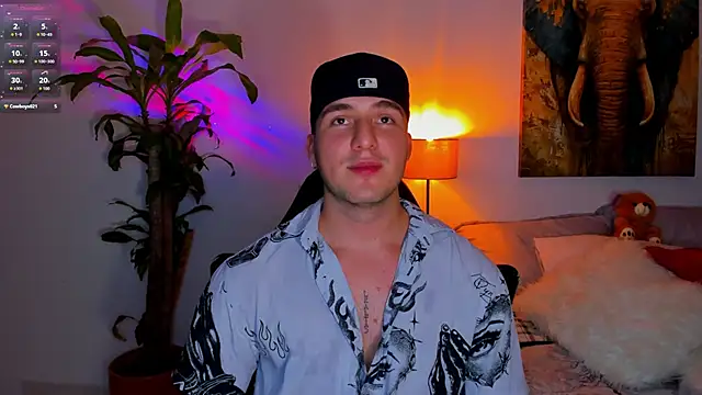 Snapshot of liam_oficial02 chatting on February 27, 6:29 am liam oficial02 online show from February 27, 6:29 am