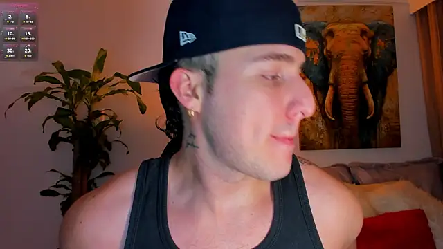 Snapshot of liam_oficial02 chatting on March 15, 3:18 am liam oficial02 online show from March 15, 3:18 am