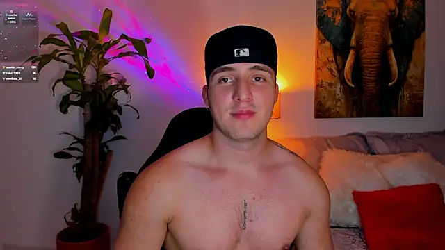 Snapshot of liam_oficial02 chatting on March 15, 6:25 am liam oficial02 online show from March 15, 6:25 am