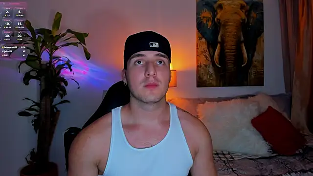 Snapshot of liam_oficial02 chatting on March 18, 7:41 am liam oficial02 online show from March 18, 7:41 am