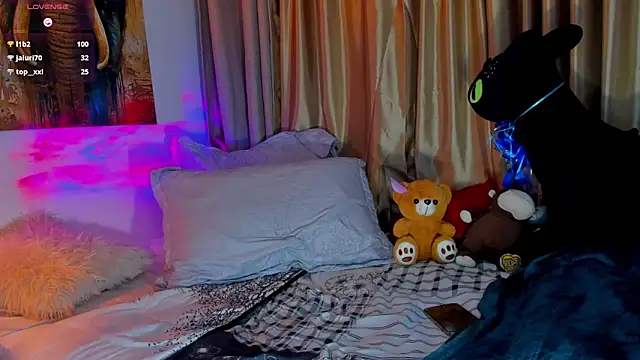 Snapshot of liam_oficial02 chatting on September 12, 3:39 am liam oficial02 online show from September 12, 3:39 am