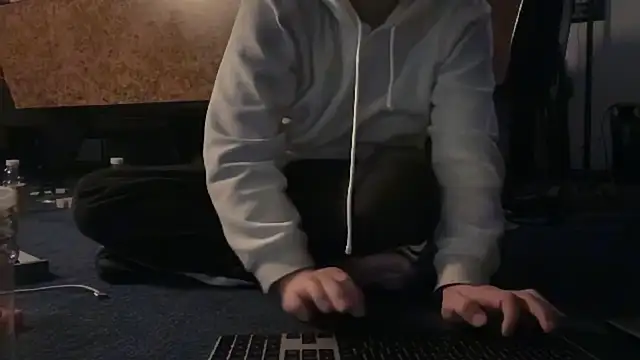 adamseed69 online show from April 13, 2:11 pm