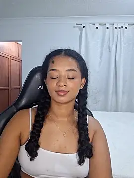 avellanatammy online show from April 21, 2:51 am