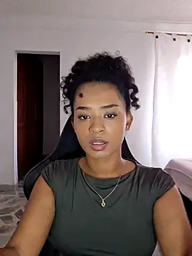 avellanatammy online show from April 21, 7:50 pm