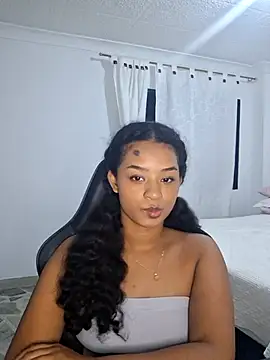 avellanatammy online show from April 23, 12:56 am