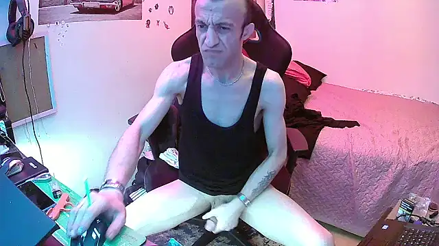 Aktorihann online show from June 9, 1:50 am
