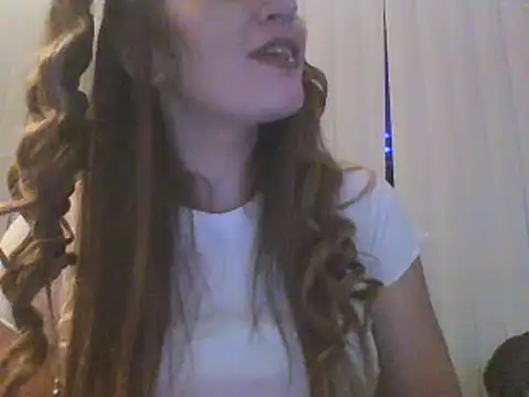 Snapshot of halobabe7620 chatting on December 30, 11:15 am halobabe7620 online show from December 30, 11:15 am