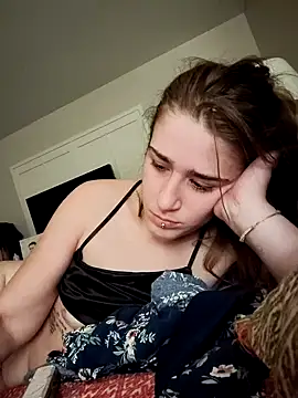 Snapshot of halobabe7620 chatting on February 14, 3:54 am halobabe7620 online show from February 14, 3:54 am