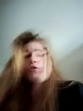 Snapshot of halobabe7620 chatting on February 14, 7:59 am halobabe7620 online show from February 14, 7:59 am