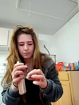 Snapshot of halobabe7620 chatting on February 21, 6:37 pm halobabe7620 online show from February 21, 6:37 pm