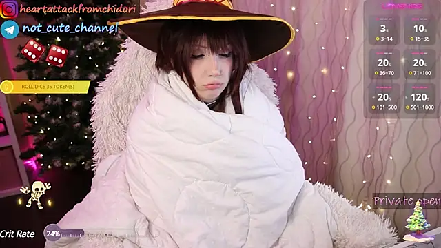 yourcutewaifu online show from December 16, 7:00 pm