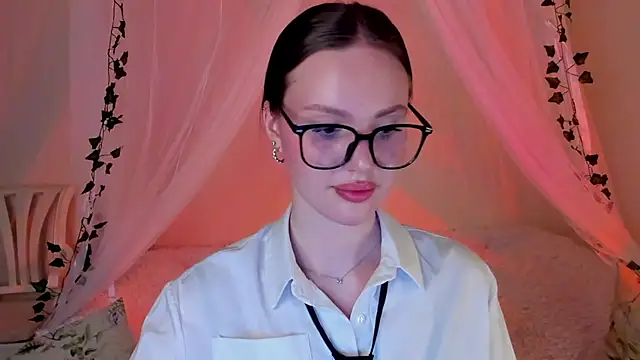 MishkaMe online show from December 5, 5:17 pm