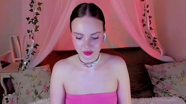 MishkaMe online show from December 17, 6:42 pm