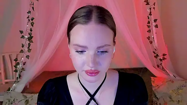 MishkaMe online show from December 19, 4:24 pm