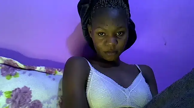 Snapshot of Cute_tamara chatting on December 11, 12:44 am Cute tamara online show from December 11, 12:44 am