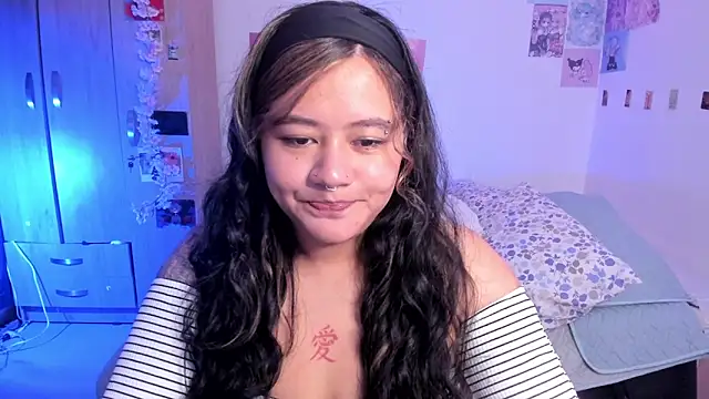 StephaniFox online show from March 22, 12:39 am