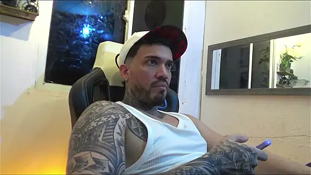 Angel sex latin online show from January 18, 3:31 am