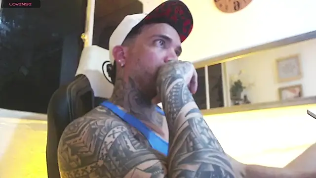 Angel sex latin online show from March 6, 7:03 am