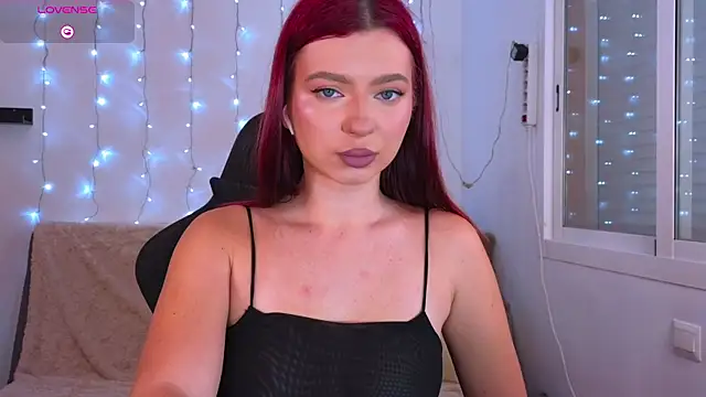 Snapshot of Karinchik_ chatting on March 12, 6:33 pm Karinchik  online show from March 12, 6:33 pm