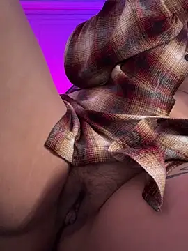 Snapshot of miacanela_xo chatting on February 5, 6:35 am miacanela xo online show from February 5, 6:35 am