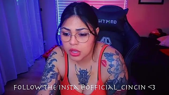 Snapshot of miacanela_xo chatting on February 8, 11:24 pm miacanela xo online show from February 8, 11:24 pm