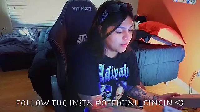 Snapshot of miacanela_xo chatting on February 15, 1:42 am miacanela xo online show from February 15, 1:42 am