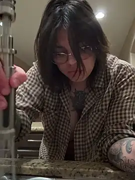 Snapshot of miacanela_xo chatting on February 27, 9:32 am miacanela xo online show from February 27, 9:32 am