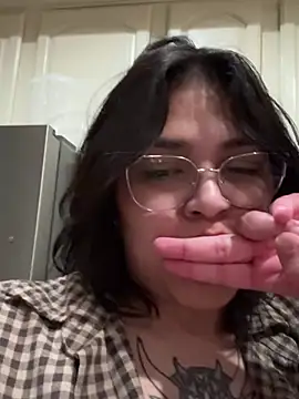 Snapshot of miacanela_xo chatting on March 1, 1:11 am miacanela xo online show from March 1, 1:11 am