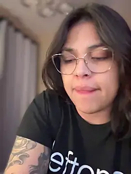 Snapshot of miacanela_xo chatting on March 17, 1:35 am miacanela xo online show from March 17, 1:35 am