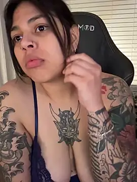 Snapshot of miacanela_xo chatting on March 19, 6:57 am miacanela xo online show from March 19, 6:57 am