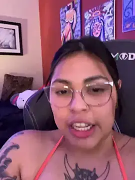 Snapshot of miacanela_xo chatting on March 22, 4:14 am miacanela xo online show from March 22, 4:14 am