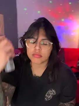 Snapshot of miacanela_xo chatting on November 22, 1:37 am miacanela xo online show from November 22, 1:37 am