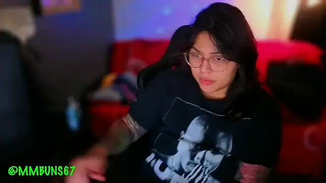 Snapshot of miacanela_xo chatting on November 23, 1:49 am miacanela xo online show from November 23, 1:49 am