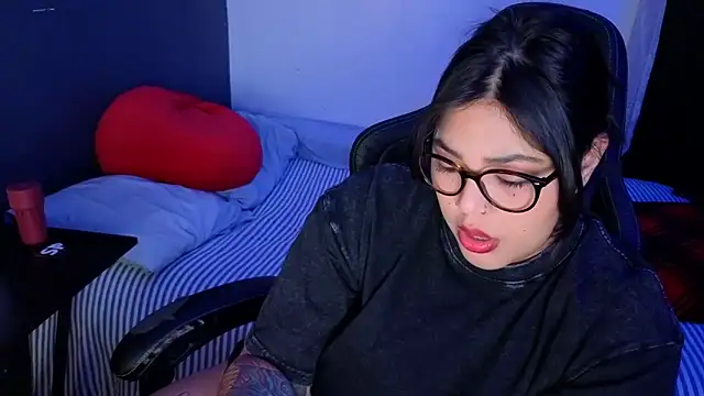 miacanela xo online show from March 16, 11:42 pm