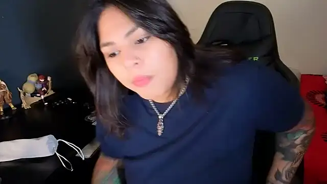 miacanela xo online show from April 22, 11:28 pm