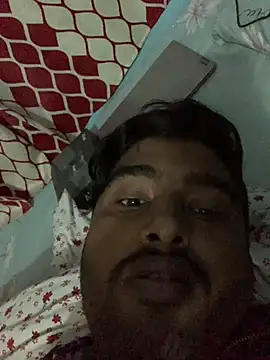 Snapshot of SweetFatBoy chatting on February 19, 1:17 pm SweetFatBoy online show from February 19, 1:17 pm