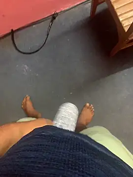 Snapshot of SweetFatBoy chatting on September 10, 11:10 am SweetFatBoy online show from September 10, 11:10 am